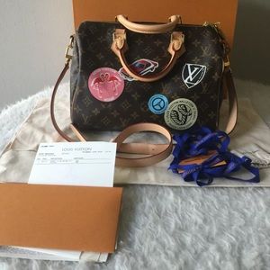 LV tourbag